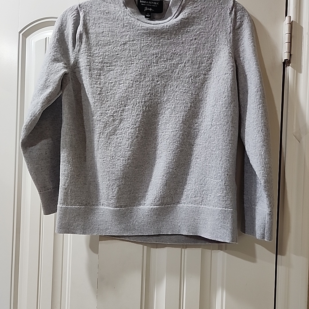 Banana Republic Light Gray Merino Wool Sweater